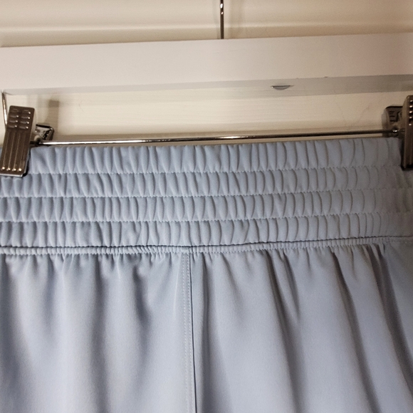 Adidas Women's Pacer Training Woven High Rise Shorts Preloved Ink/White Size XL - Picture 6 of 13